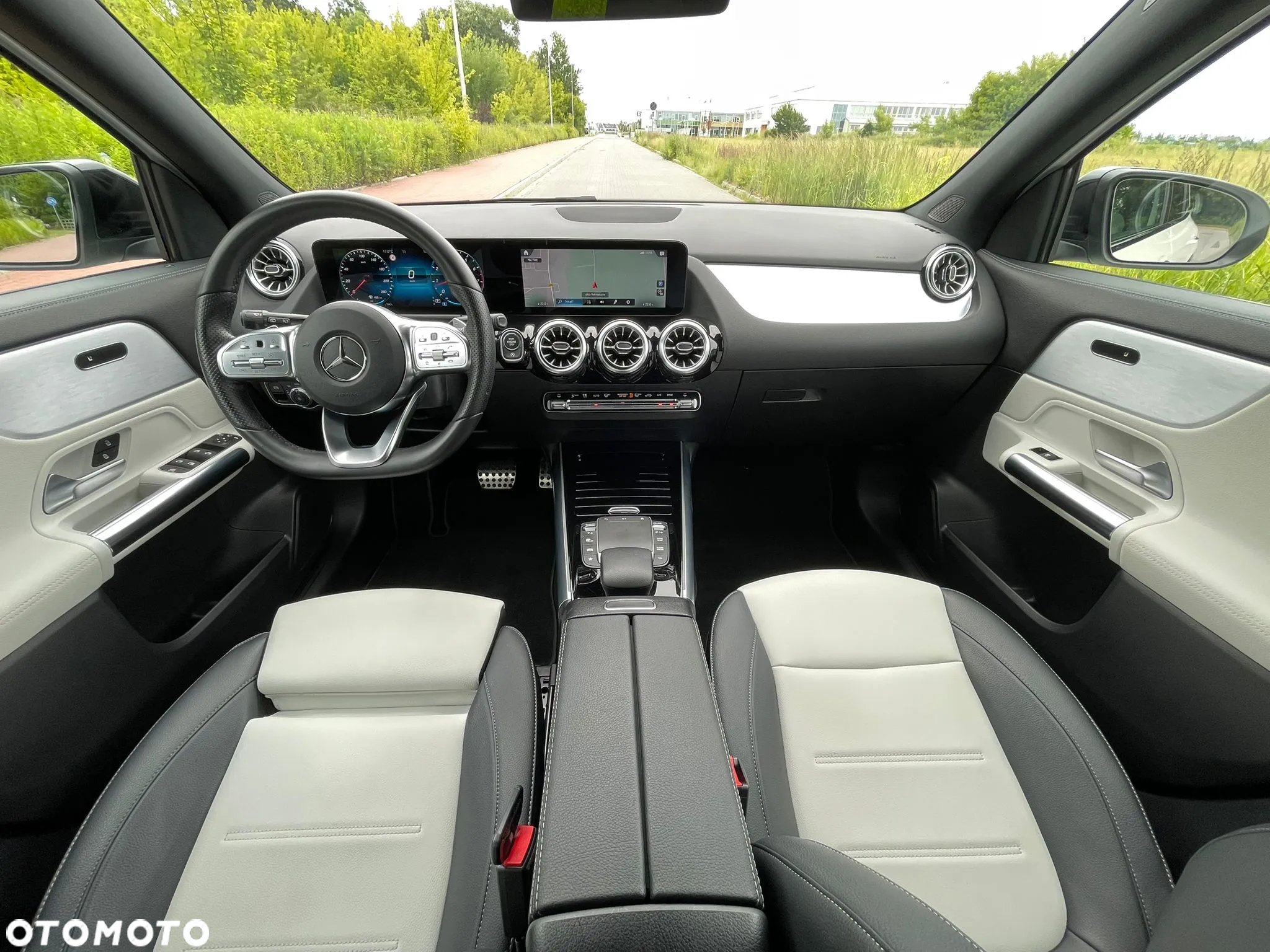 Mercedes-Benz GLA 250 4-Matic AMG Line - 22