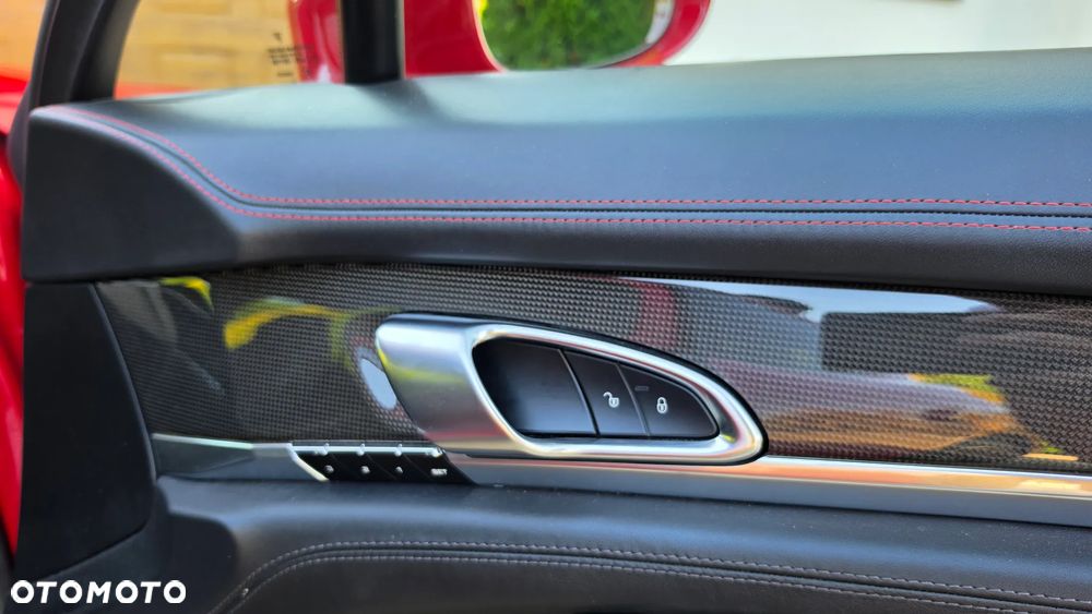 Porsche Panamera GTS - 27