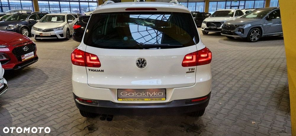 Volkswagen Tiguan - 8