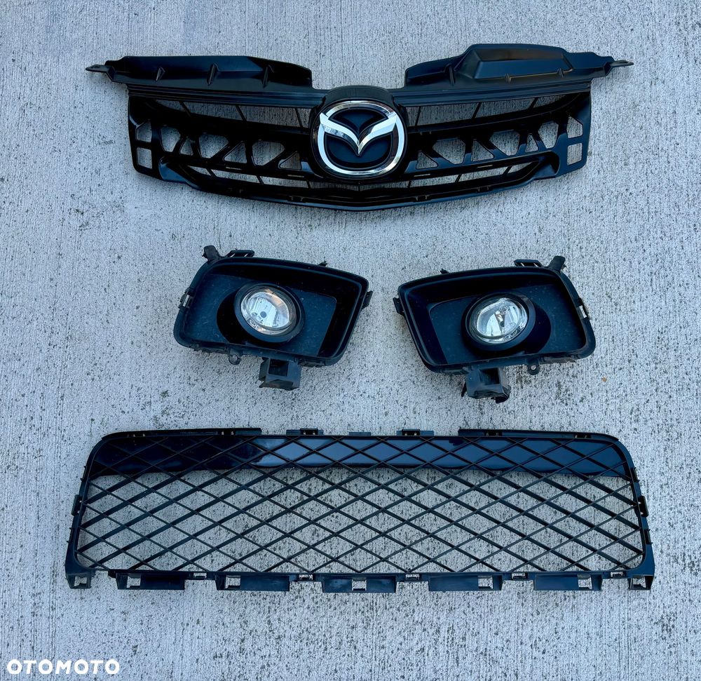 Mazda 5 CR Lift 2008/2010r Grill atrapa kratka środkowa zderzak spryskiwacz lampy przed stan b.dobry Europa zwykle i xenon ksenon ślizg wygłuszenie maski zderzak zaślepka haka pompka spryskiwaczy  spryskiwacze lamp  halogeny kratki  Grill osłoną silnika przetwornica błotnik belka wzmocnienie i dużo innych Czesci do mazdy 5 CR !!! - 8