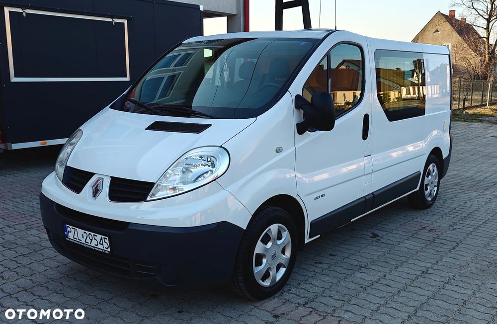 Renault Trafic - 22