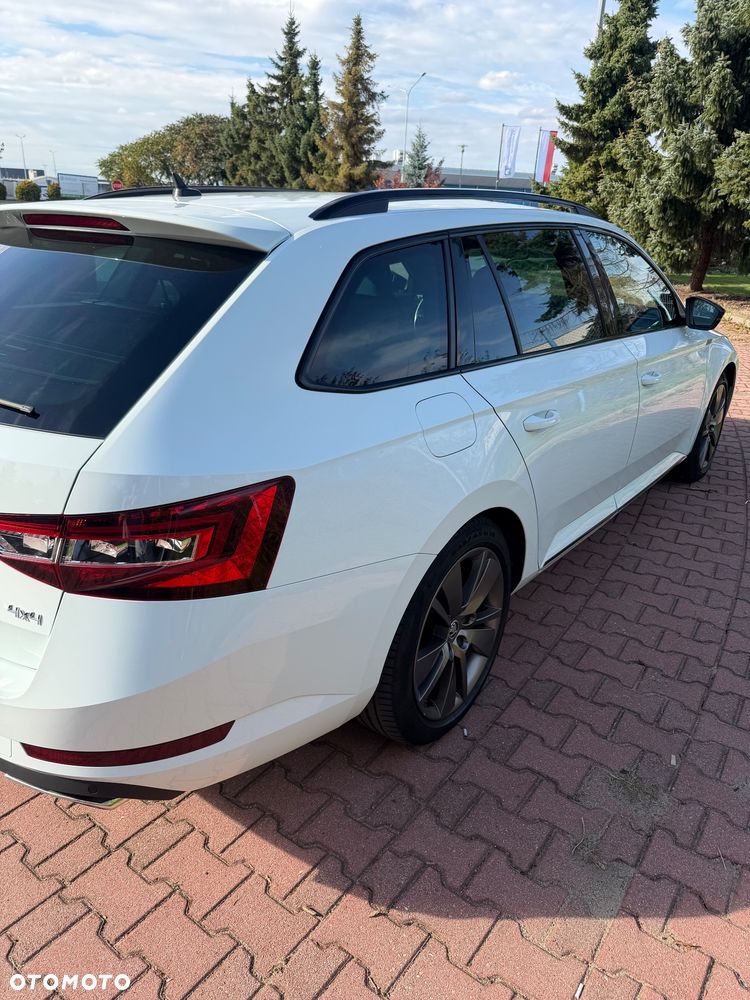 Skoda Superb 2.0 TSI 4x4 Sportline DSG - 9