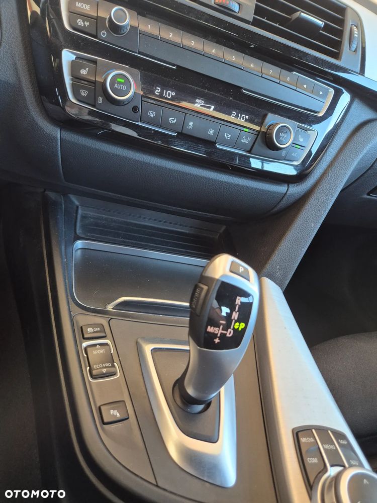 BMW 3GT 320i GPF xDrive M Sport - 26