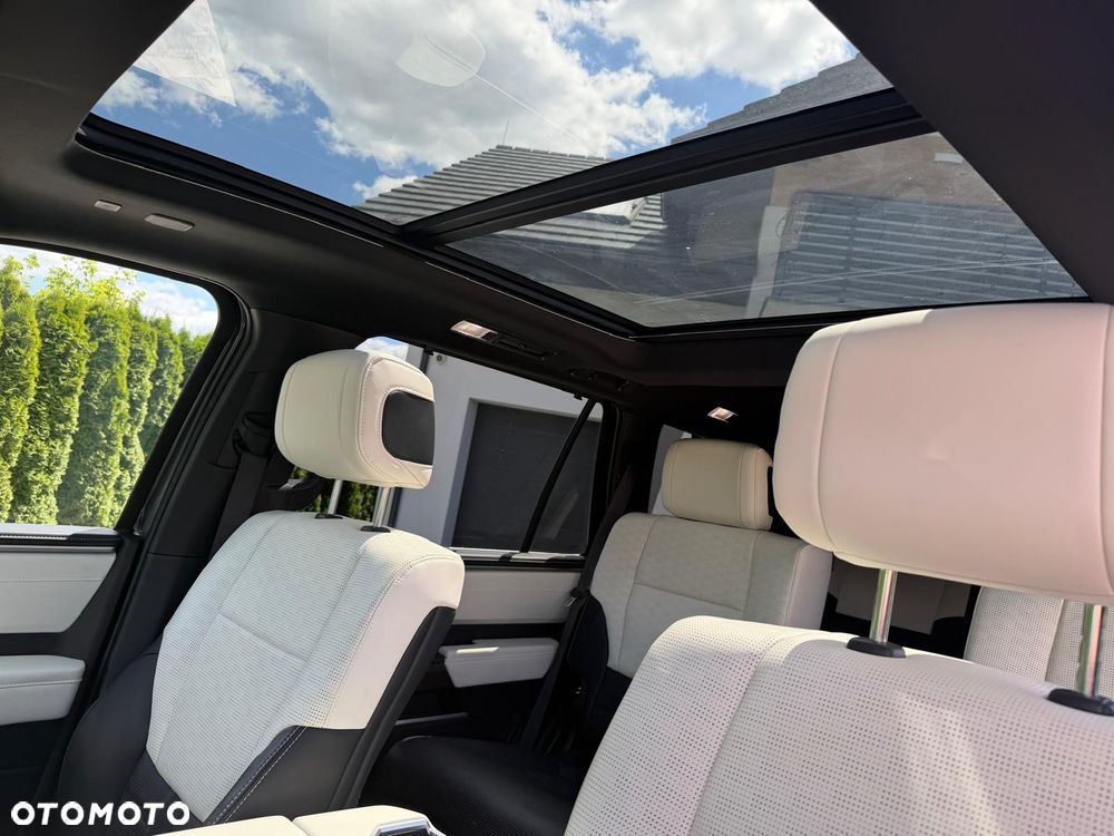 Toyota Sequoia - 23