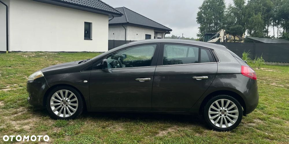 Fiat Bravo 1.9 Multijet Estiva Blue&Me - 17