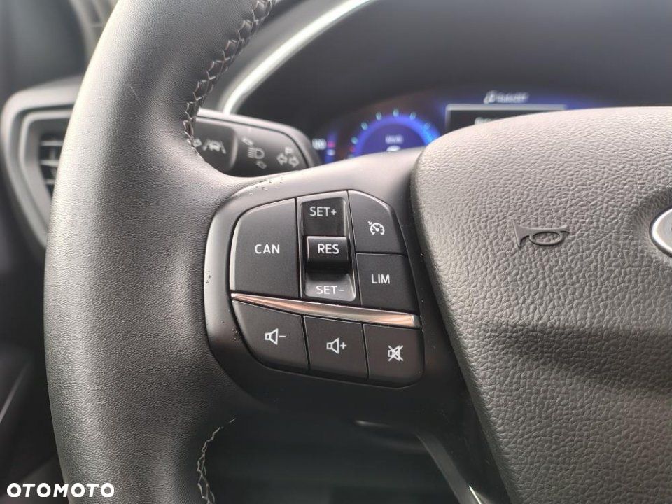Ford Focus - 24