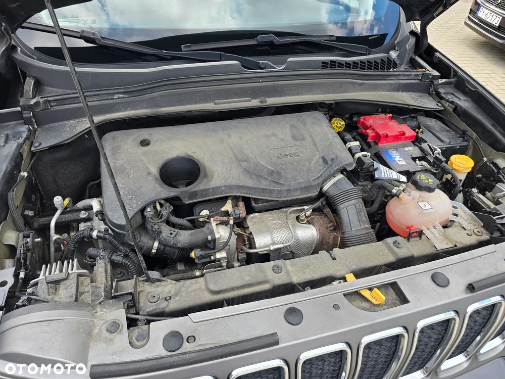 Jeep Renegade - 16
