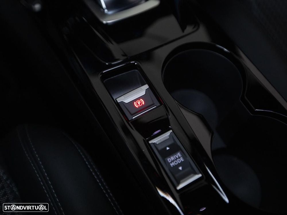 Peugeot e-2008 50 kWh GT - 20