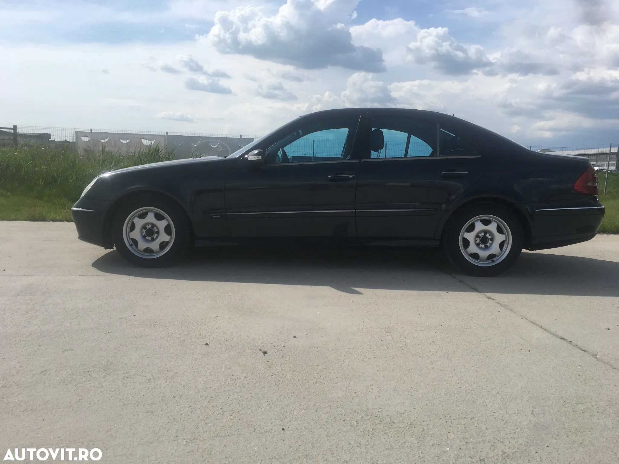 Mercedes-Benz E 320 CDI 4-Matic Aut - 3
