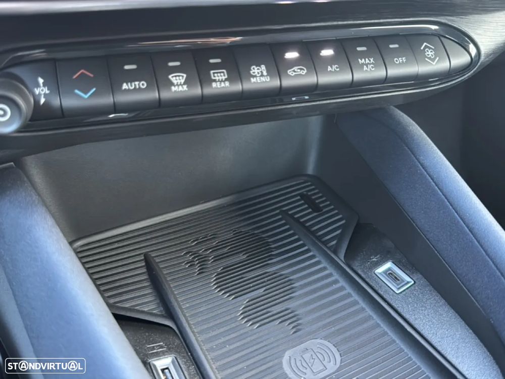 Alfa Romeo Junior 1.2 eDCT6 - 15