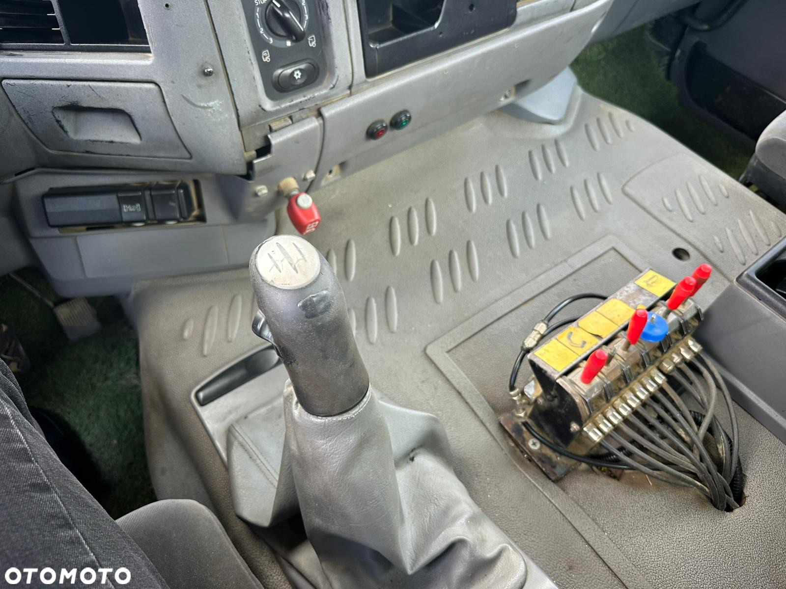 Renault Premium 420 DCI - 11