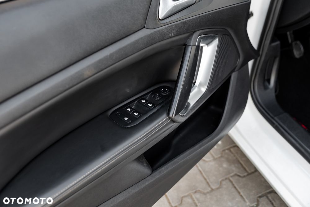 Peugeot 308 1.2 PureTech GPF GT S&S - 20