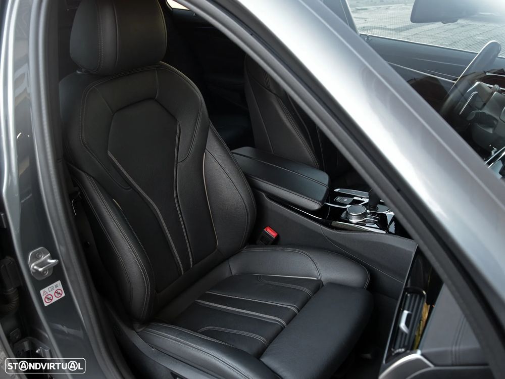 BMW 520 d Pack M Auto - 7