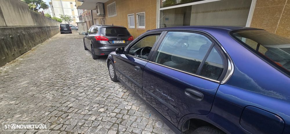 Honda Civic 1.4i S - 9