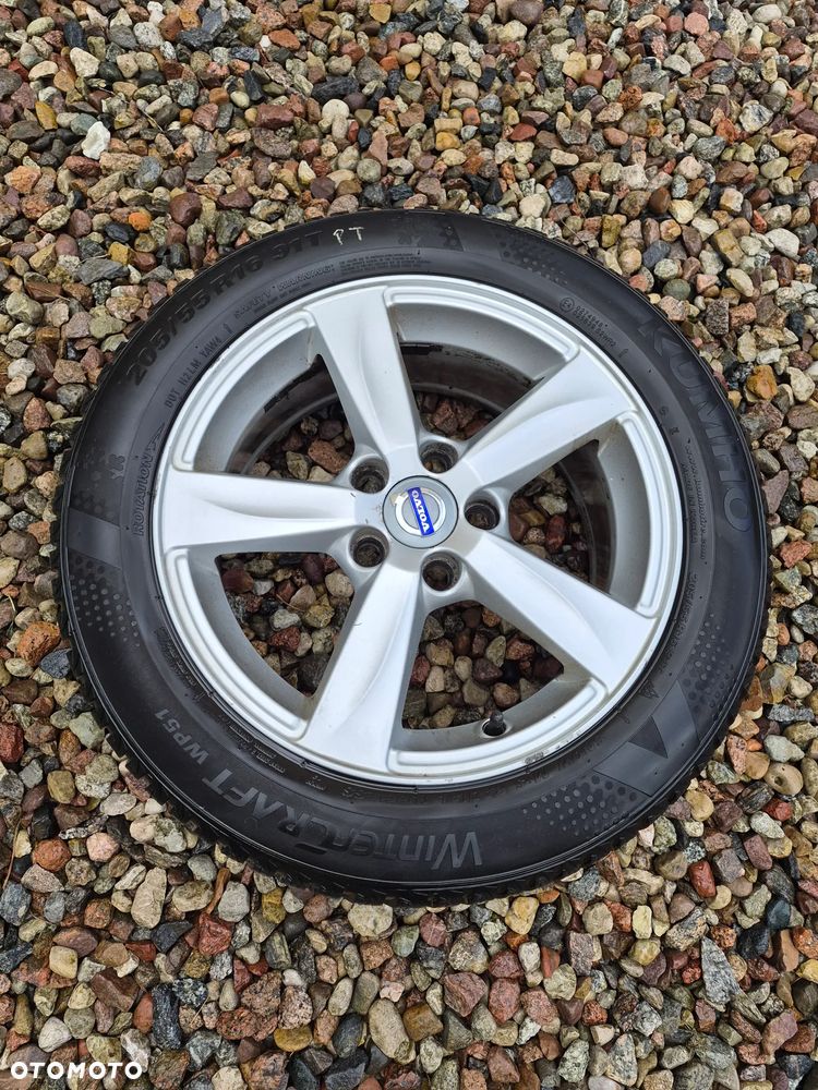 Volvo V40 - 8