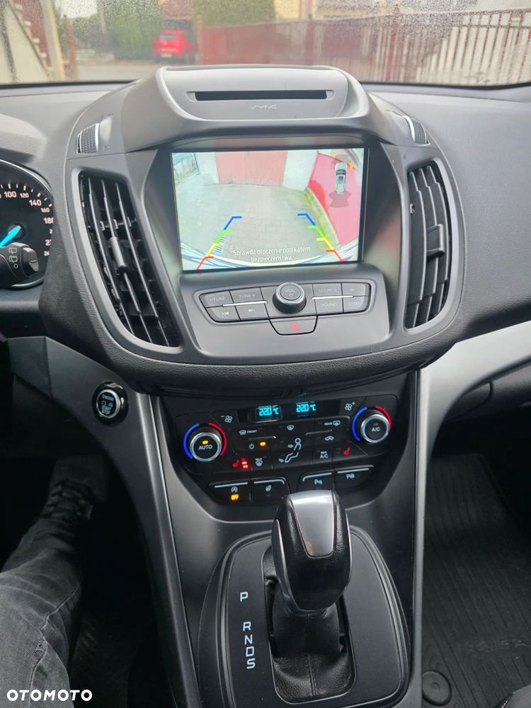 Ford Kuga 2.0 TDCi AWD Titanium - 11