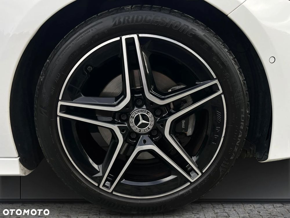 Mercedes-Benz Klasa A 180 AMG Line 7G-DCT - 38