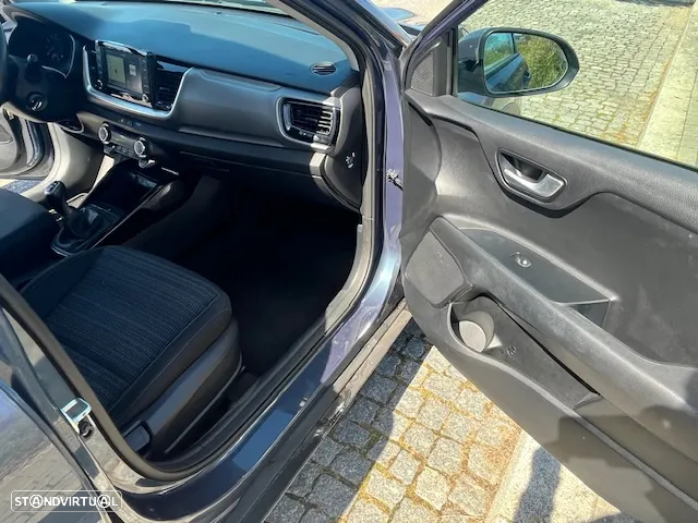 Kia Stonic 1.0 T-GDI Drive - 29