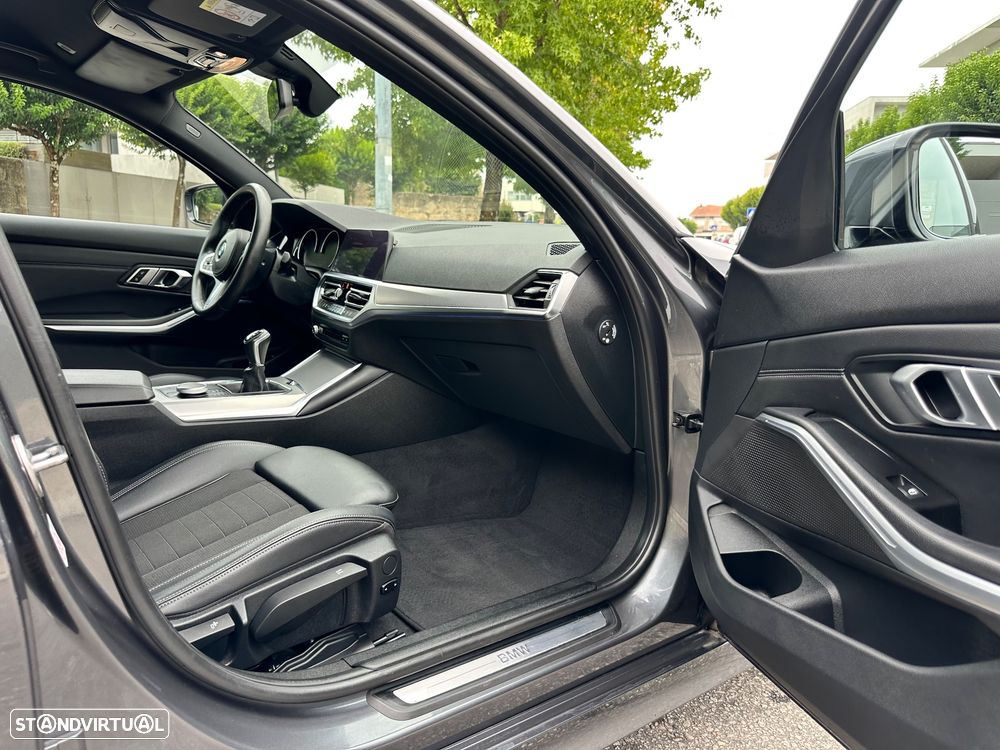 BMW 318 d Line Sport - 39