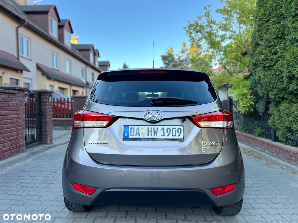 Hyundai ix20 1.4 Premium - 8
