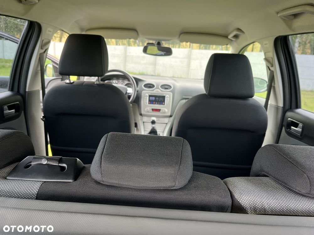 Ford Focus 1.8 Style+ - 17