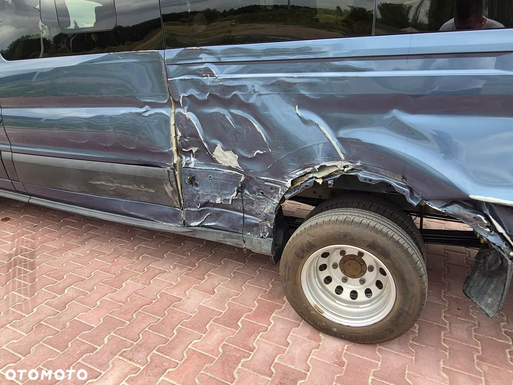 Ford TRANSIT 18 miejsc Salon PL Automat Przewóz osób niepełnosprawnych - 19