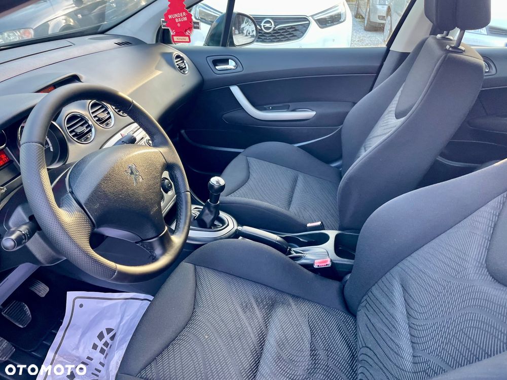 Peugeot 308 1.6 Trendy - 25