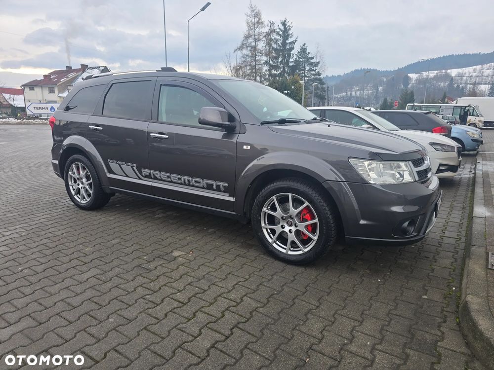 Fiat Freemont 2.0 Multijet Lounge AWD - 4