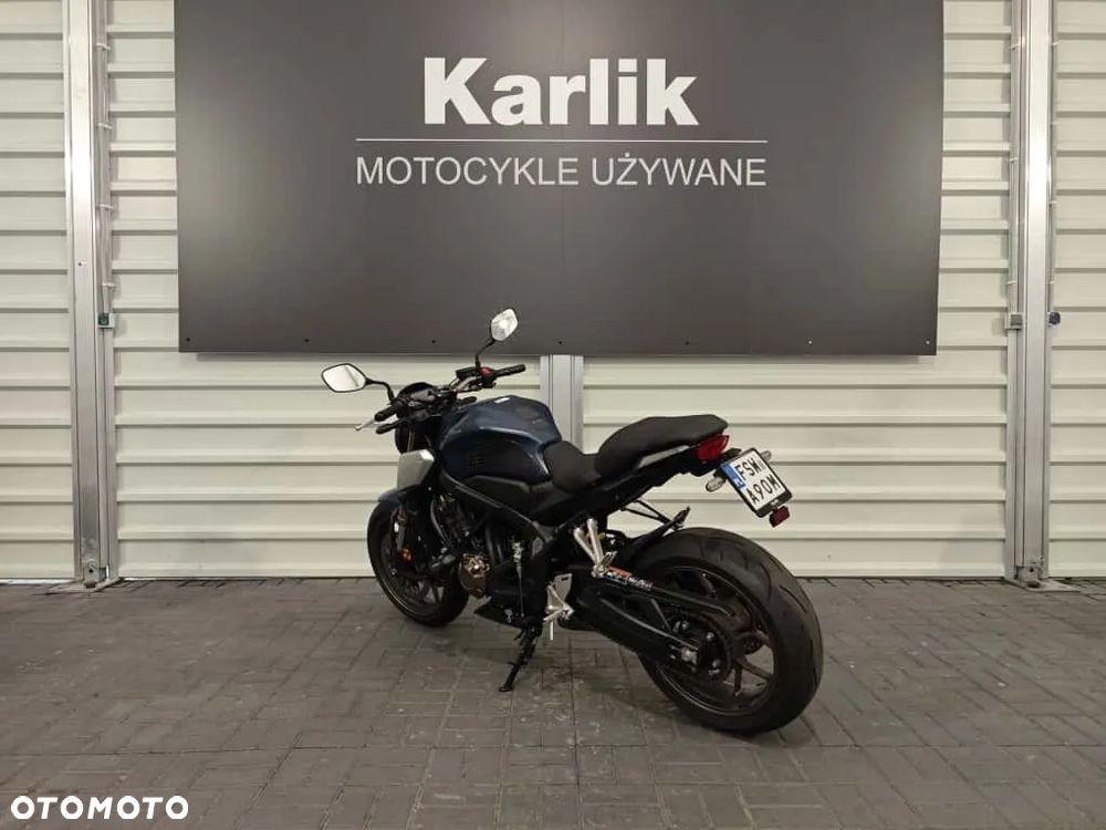 Honda CB - 4
