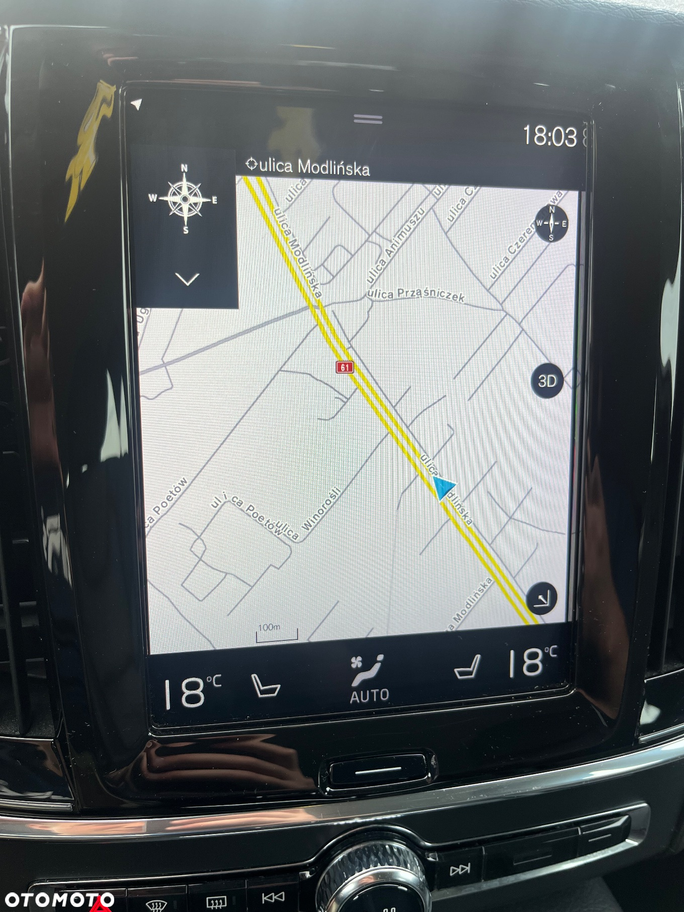 Volvo V90 D4 SCR Momentum Pro - 17