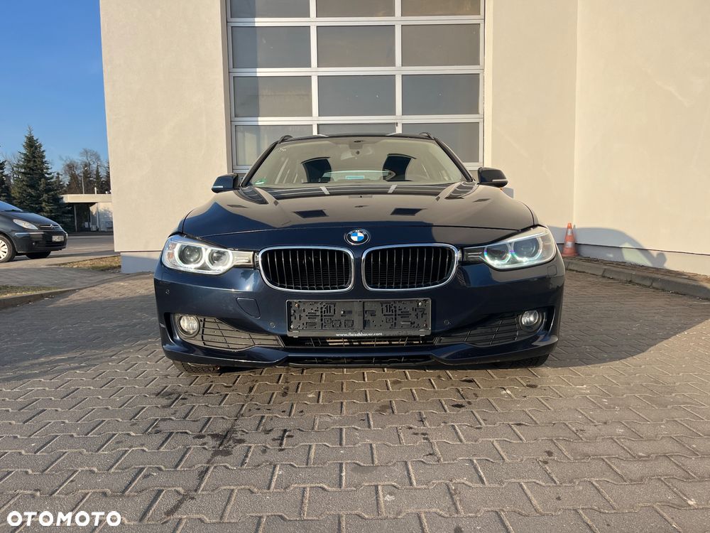 BMW Seria 3 318d Sport Line - 1