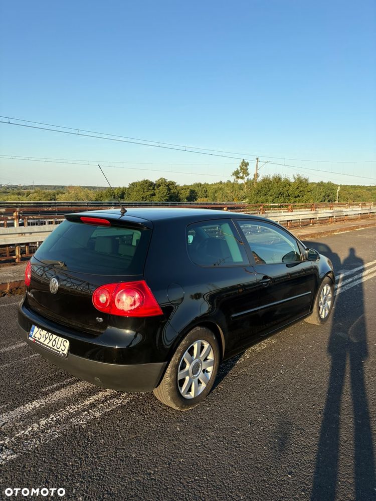 Volkswagen Golf - 4