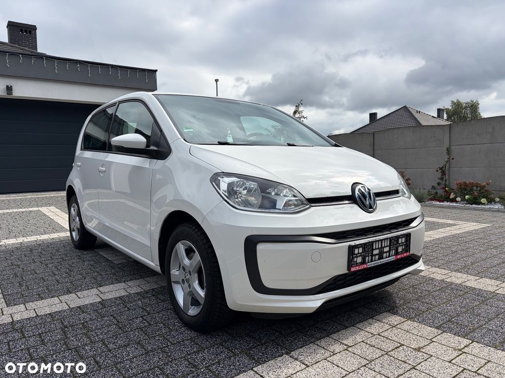 Volkswagen up! move - 3