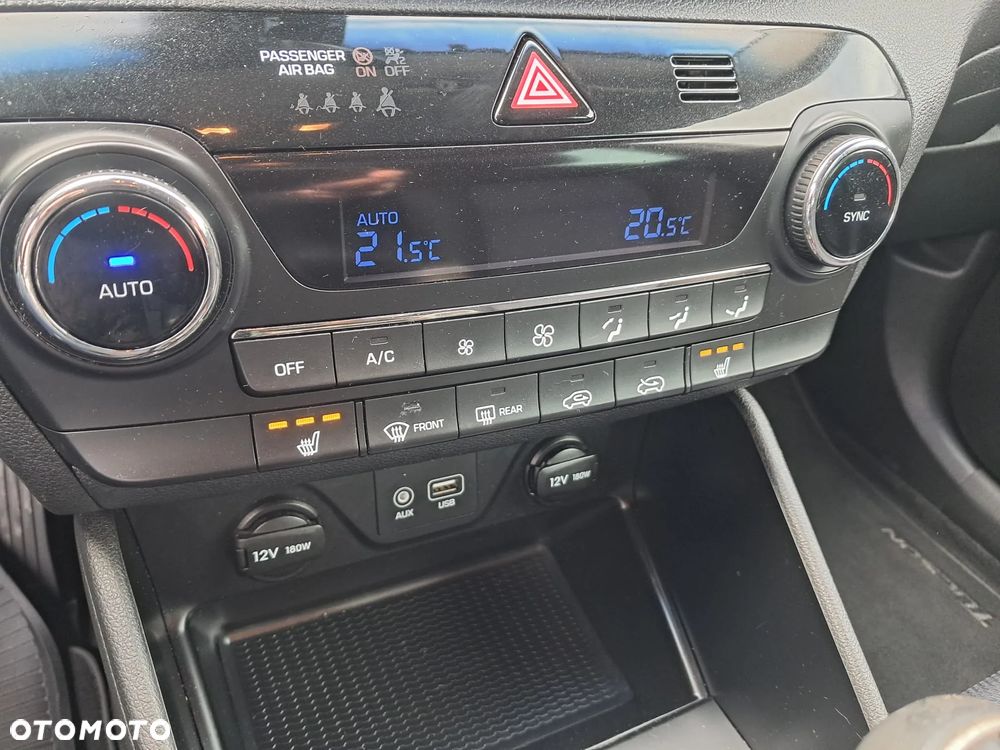 Hyundai Tucson blue 1.7 CRDi 2WD Style - 11