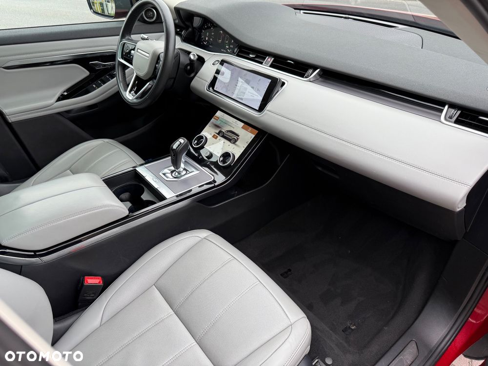 Land Rover Range Rover Evoque P300e SE - 17