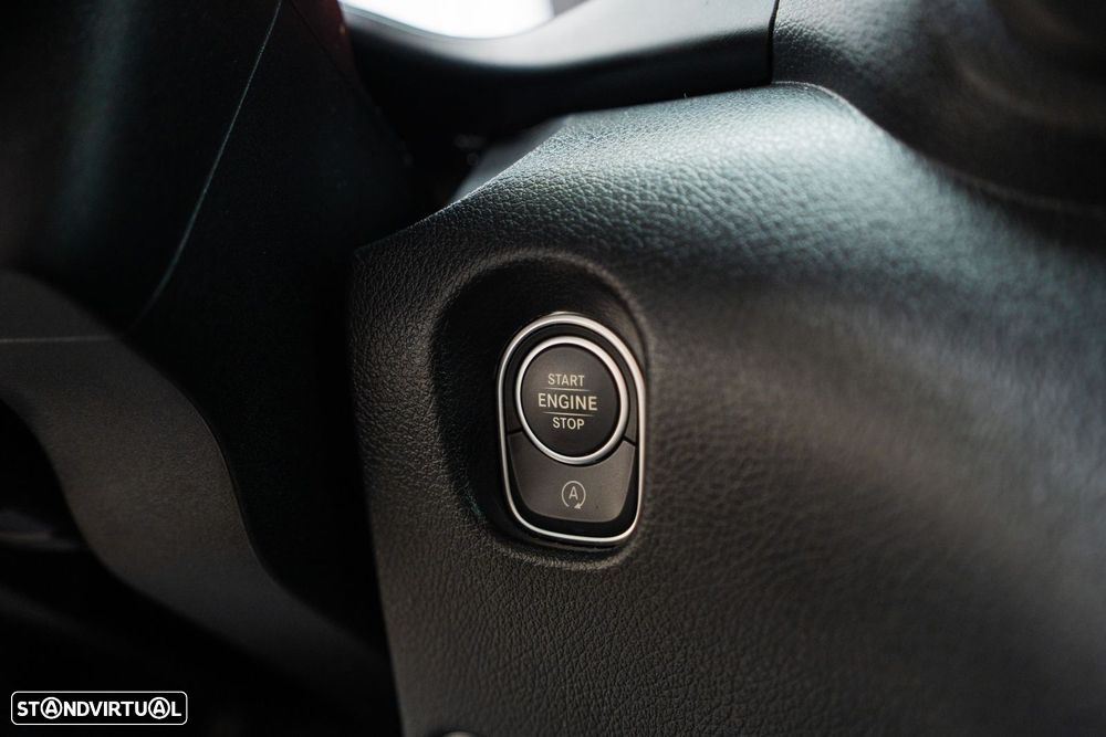 Mercedes-Benz Vito Misto Extra-Longa Aut. PRO - 21