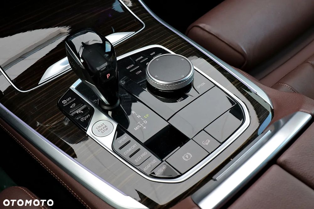 BMW X5 xDrive40i xLine - 32