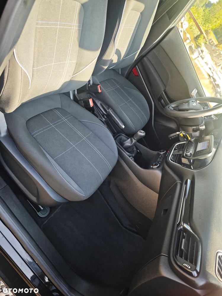 Ford Fiesta 1.0 EcoBoost S&S TITANIUM - 18