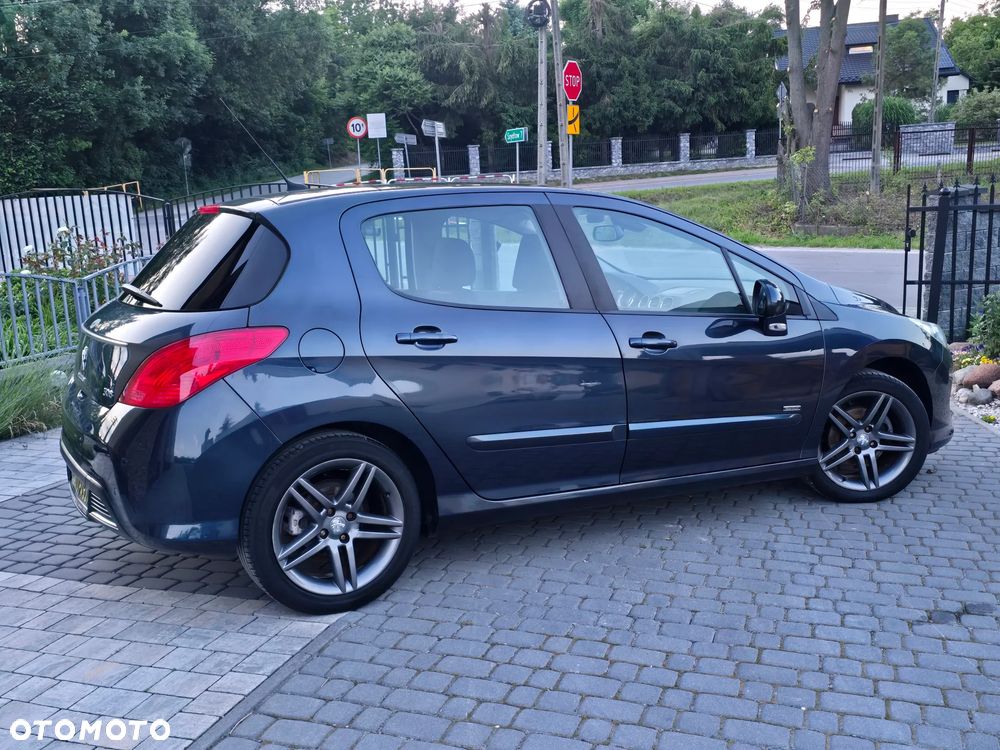 Peugeot 308 1.6 Premium - 12