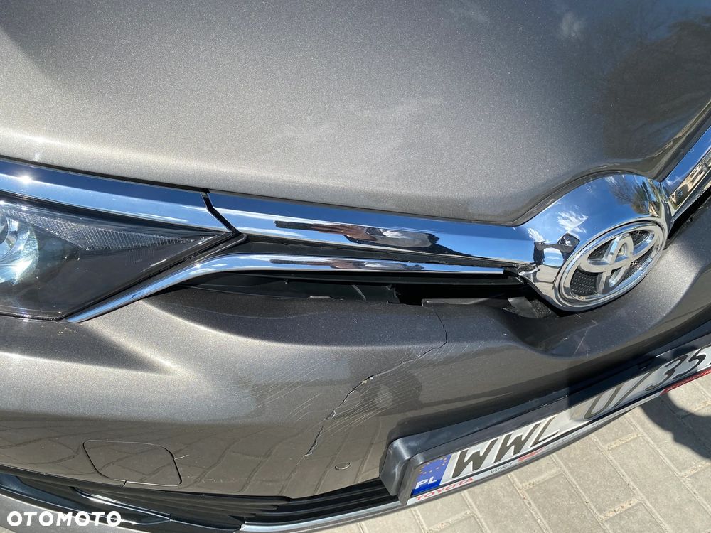 Toyota Auris 1.6 Premium - 10