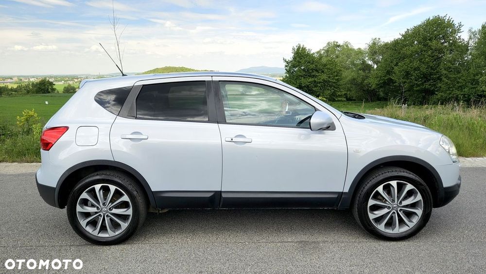 Nissan Qashqai 2.0 4x4 Tekna - 8
