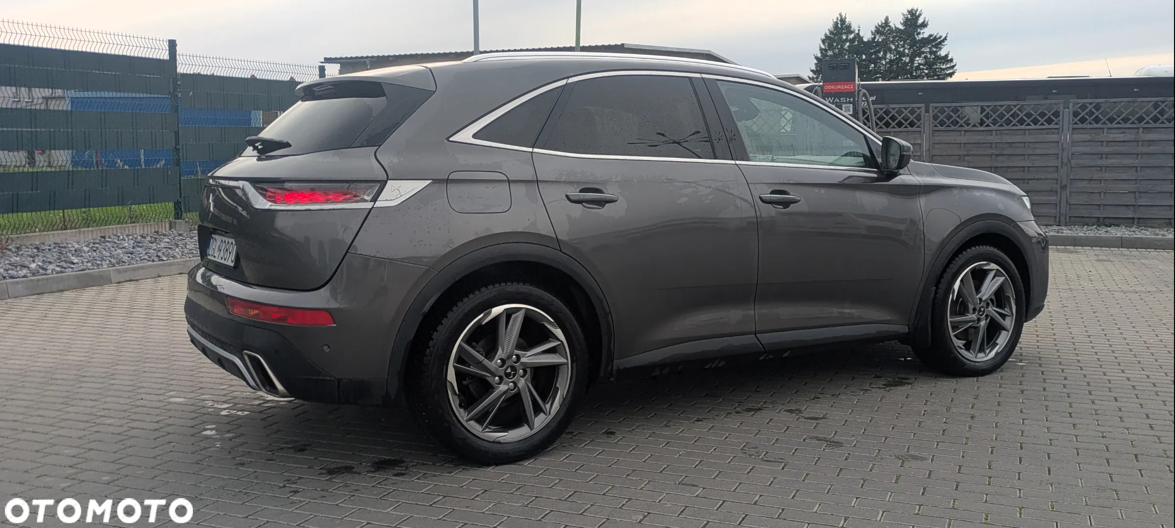 DS Automobiles DS 7 Crossback 1.6 E-Tense So Chic - 5