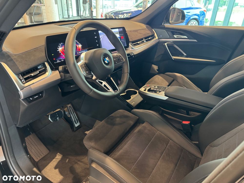BMW X1 sDrive18d sport - 12