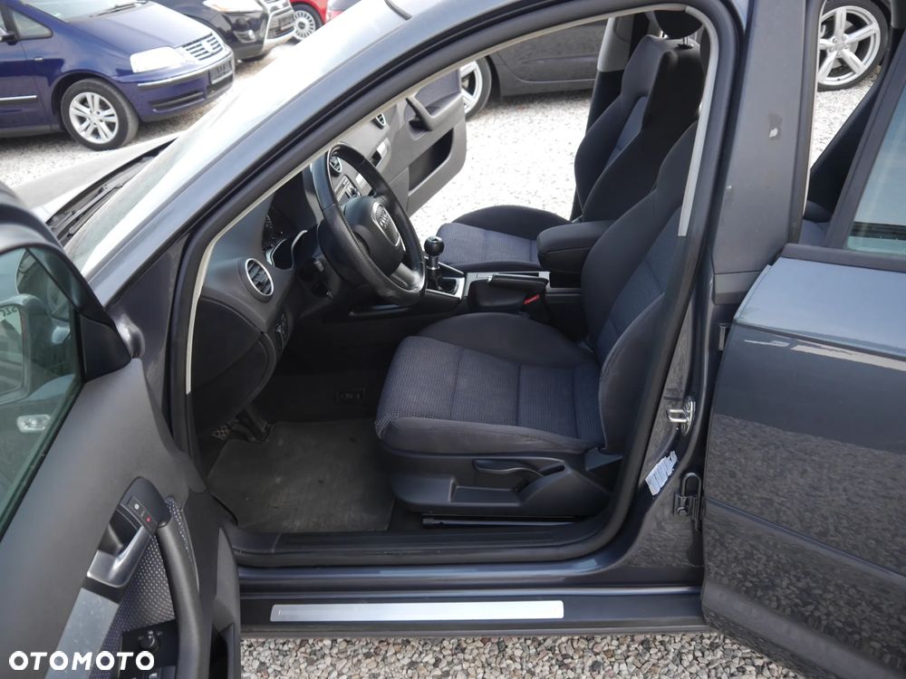 Audi A3 Sportback 2.0 TDI Attraction - 6