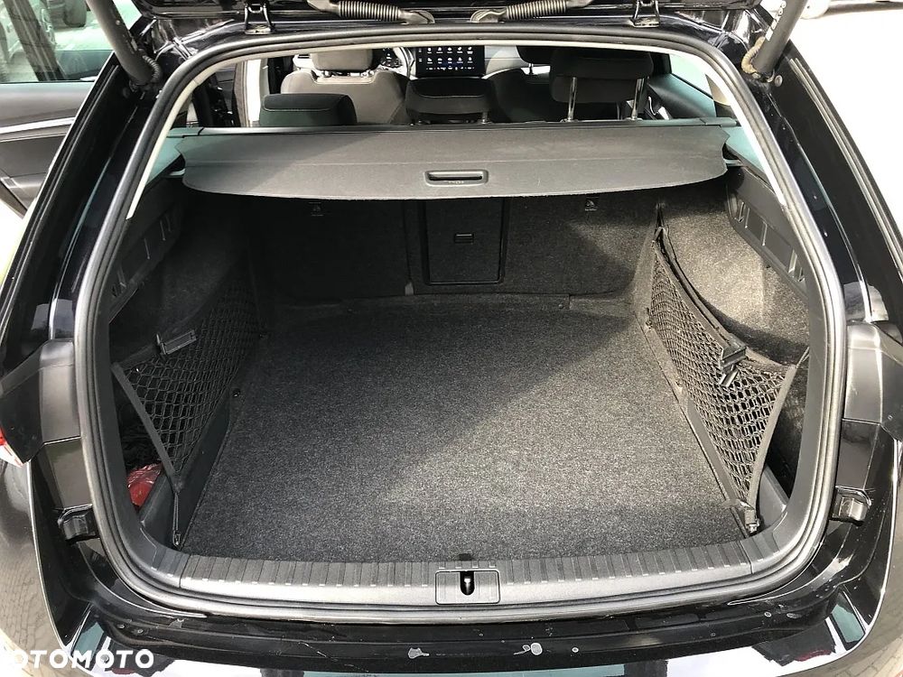 Skoda Octavia 2.0 TDI SCR Style DSG - 29