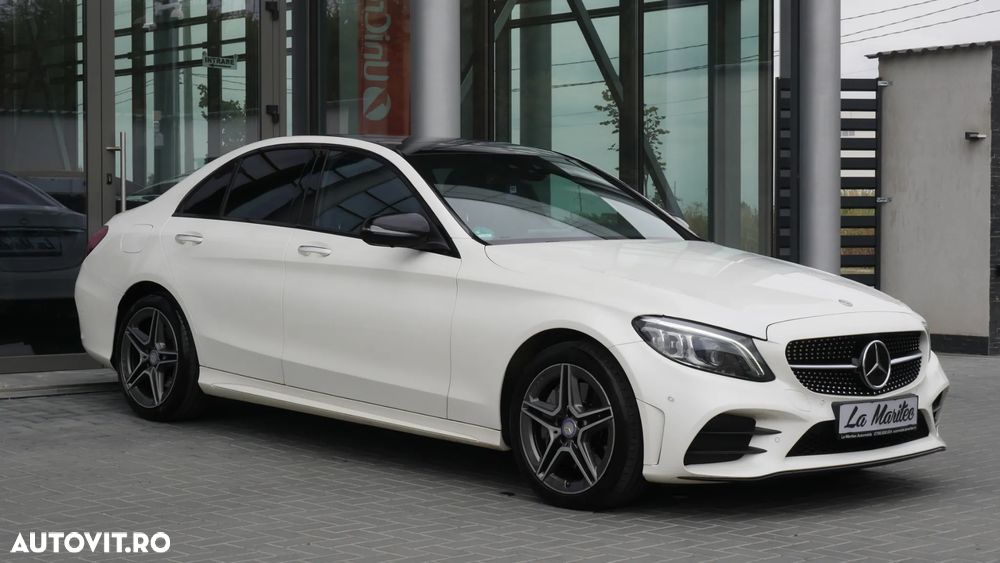 Mercedes-Benz C 300 d 4Matic 9G-TRONIC AMG Line - 4