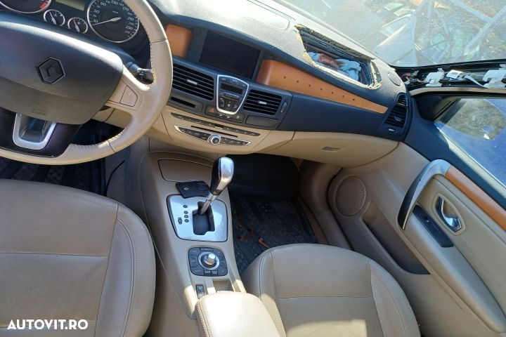 Dezmembrez Renault Laguna 3 [2007 - 2011] Grandtour wagon 2.0 dCi MT - 9