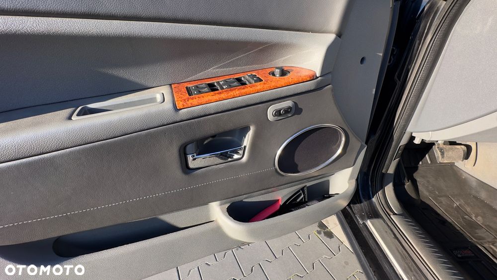 Jeep Grand Cherokee 3.0 CRD Overland - 23