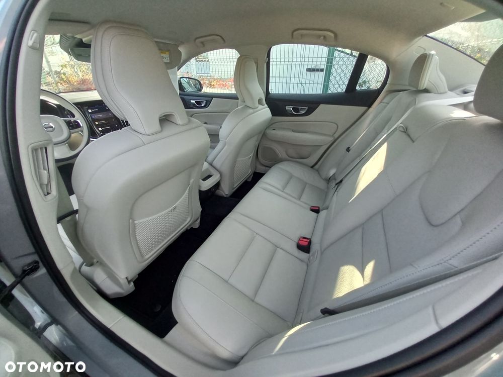 Volvo S60 - 5