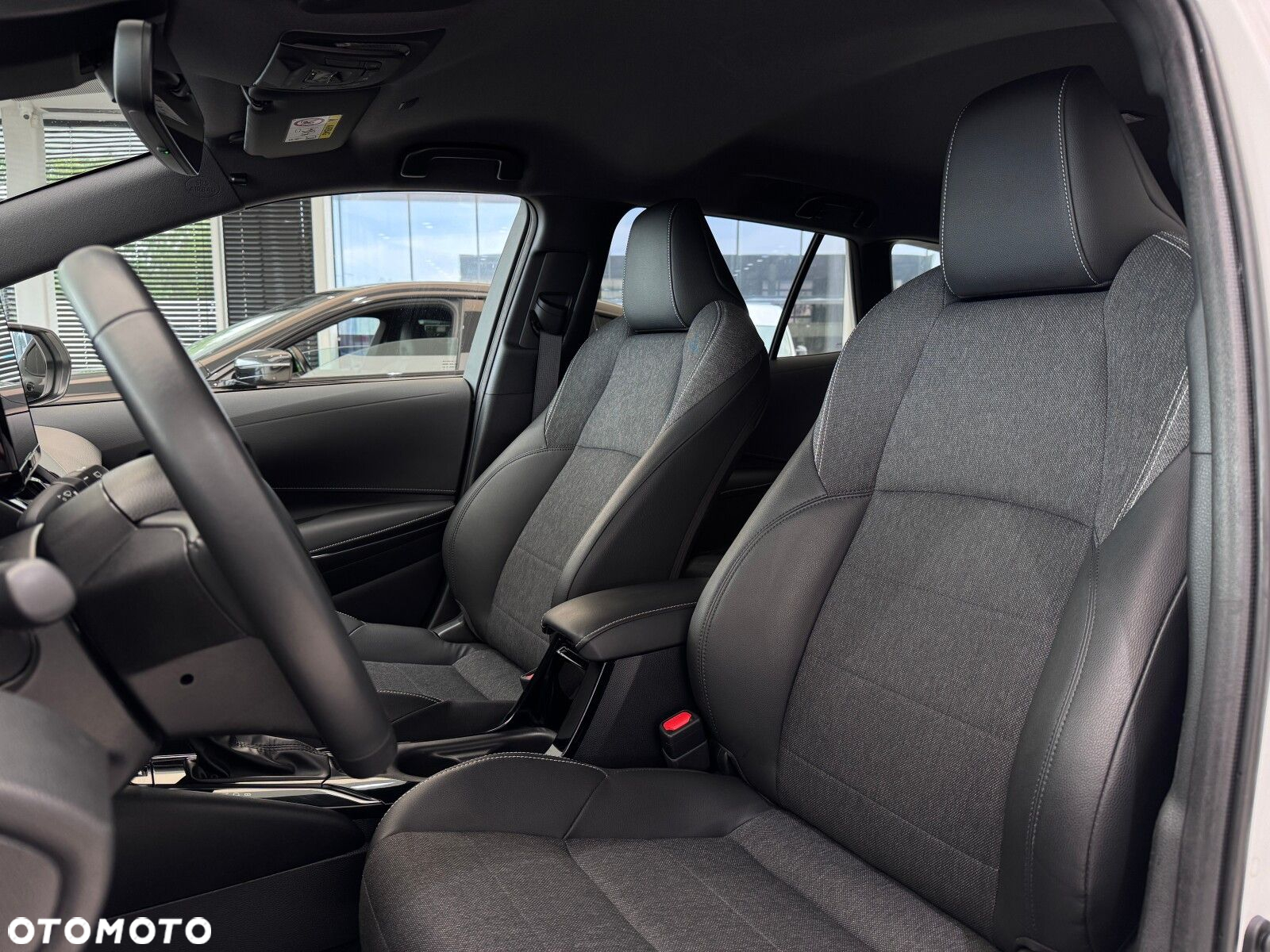 Toyota Corolla - 10